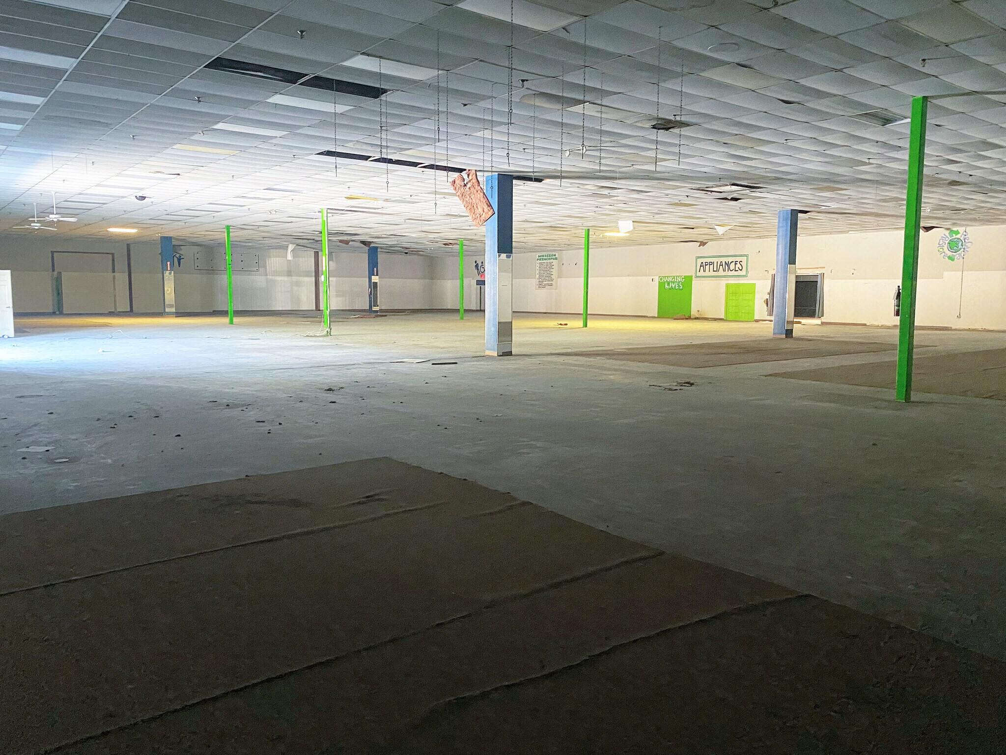 2619 Pike Ave, North Little Rock, AR to rent Interior Photo- Image 1 of 1