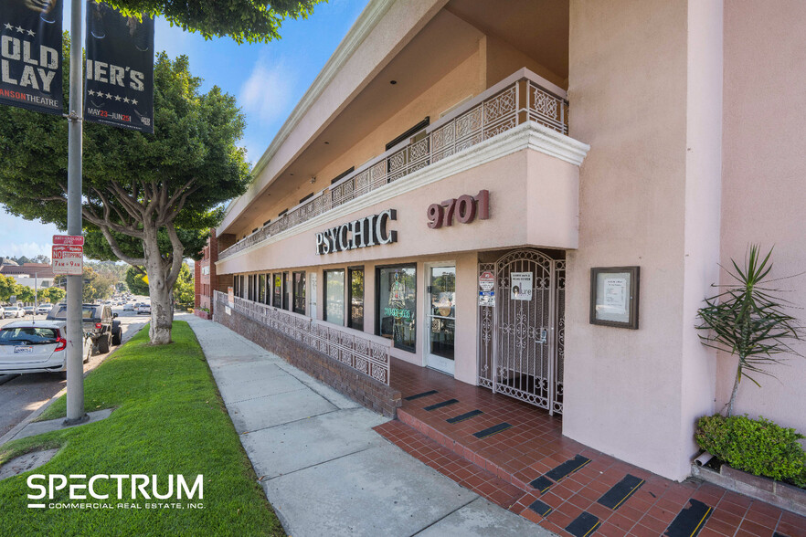 9701 W Pico Blvd, Los Angeles, CA for rent - Building Photo - Image 2 of 8