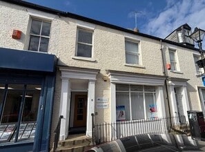 8 Frederick St, Sunderland to rent Building Photo- Image 2 of 7