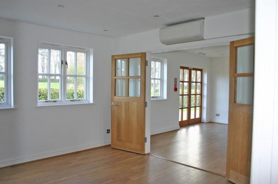 Burrough On The Hill, Burrough On The Hill to rent - Building Photo - Image 2 of 10