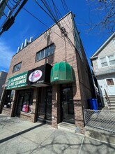 3233 Ampere Ave, Bronx, NY for rent Building Photo- Image 1 of 4