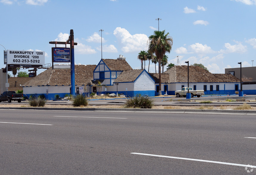 2511 W Indian School Rd, Phoenix, AZ for sale - Primary Photo - Image 1 of 8