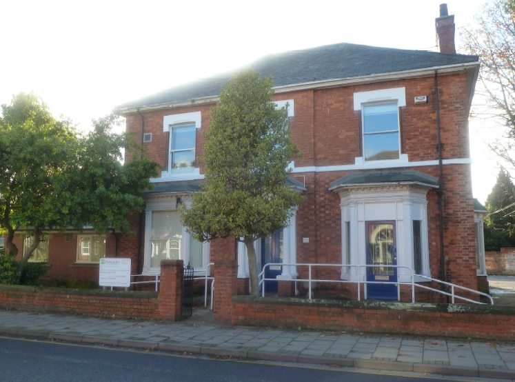 11 Dudley St, Grimsby for rent - Primary Photo - Image 1 of 2