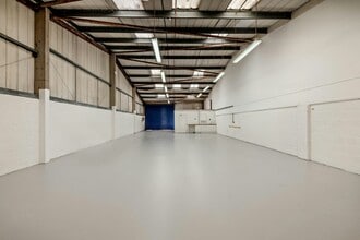 Alpha Clos, Tewkesbury to rent Interior Photo- Image 1 of 1