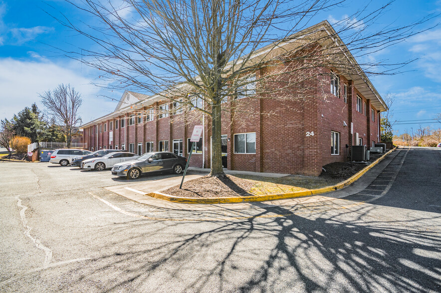 24 Onville Rd, Stafford, VA for rent - Building Photo - Image 1 of 8