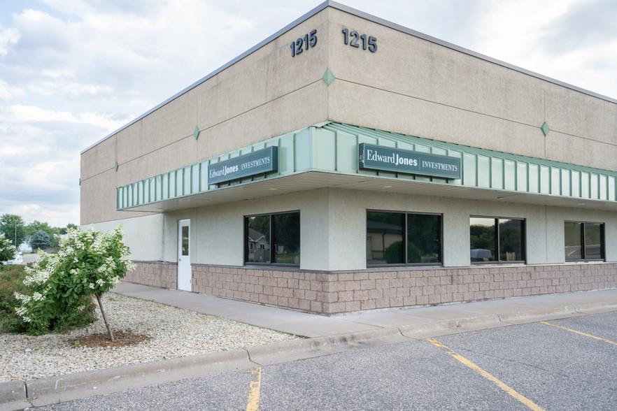 1215 N 7th St, Lake City, MN for sale - Building Photo - Image 1 of 27