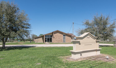 2452 Loop 521, Edna, TX for sale Building Photo- Image 1 of 1