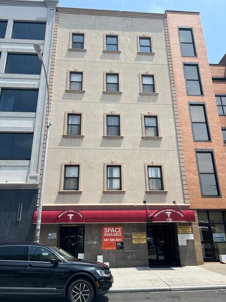 1725 E 12th St, Brooklyn, NY for rent - Building Photo - Image 1 of 1