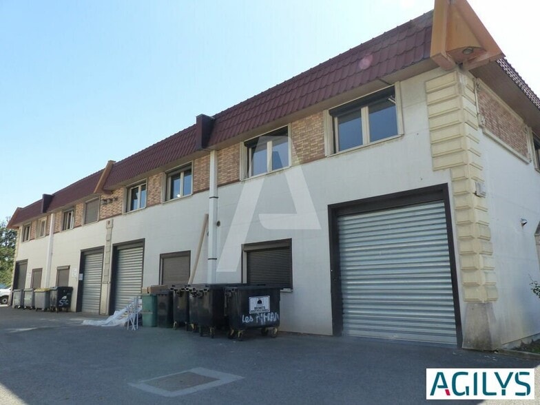 13 Rue Du Buisson Aux Fraises, Massy to rent - Building Photo - Image 1 of 7