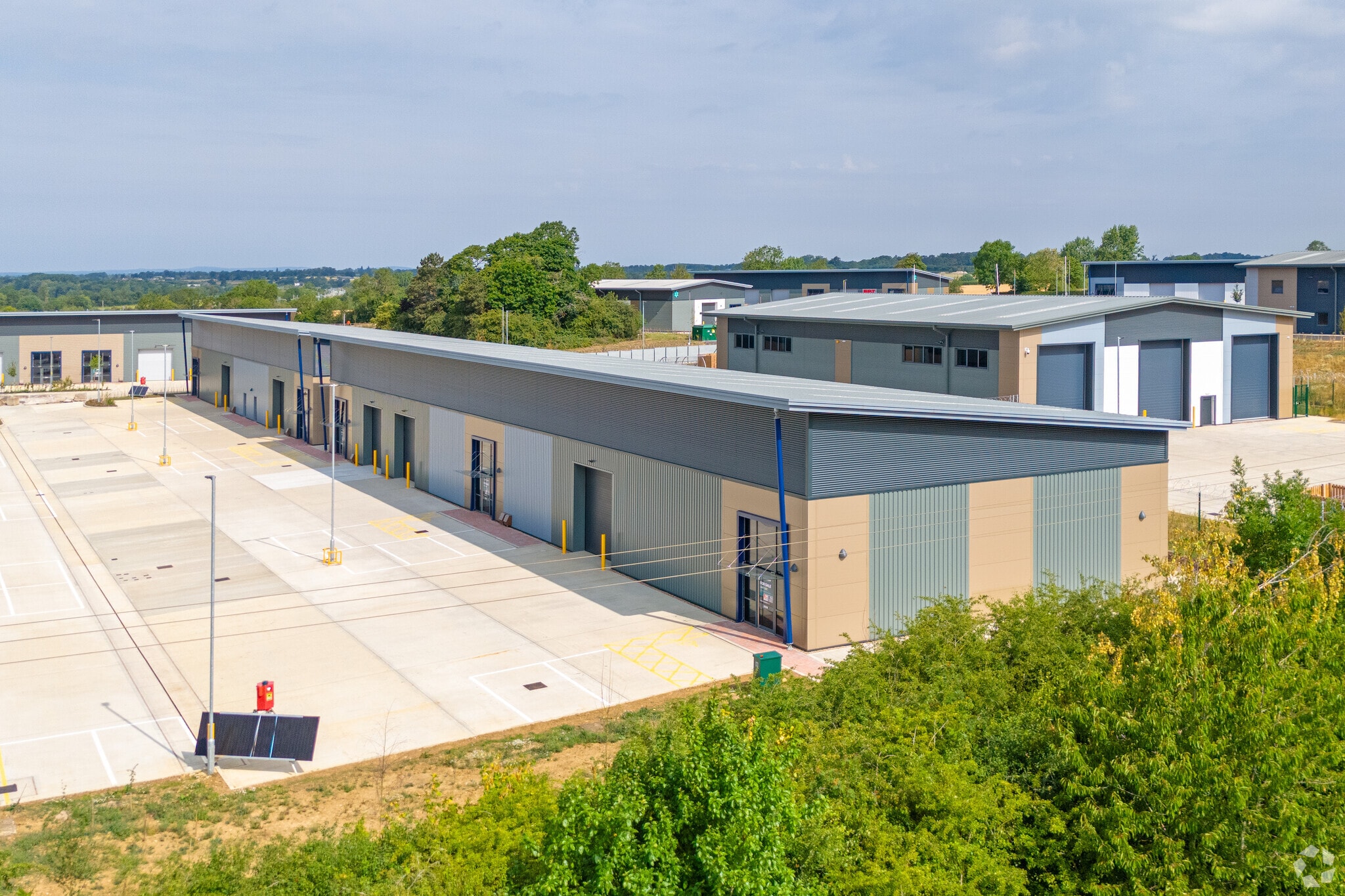 Winstow Rd, Leicester to rent Building Photo- Image 1 of 8