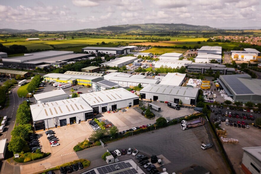 Enterprise Way, Evesham to rent - Aerial - Image 3 of 4