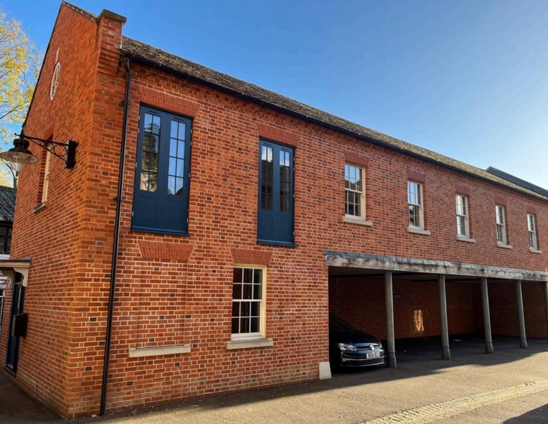 12-13 Arm And Sword Ln, Hatfield to rent Building Photo- Image 1 of 2