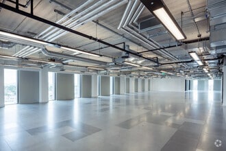 Holt St, Birmingham to rent Interior Photo- Image 1 of 4