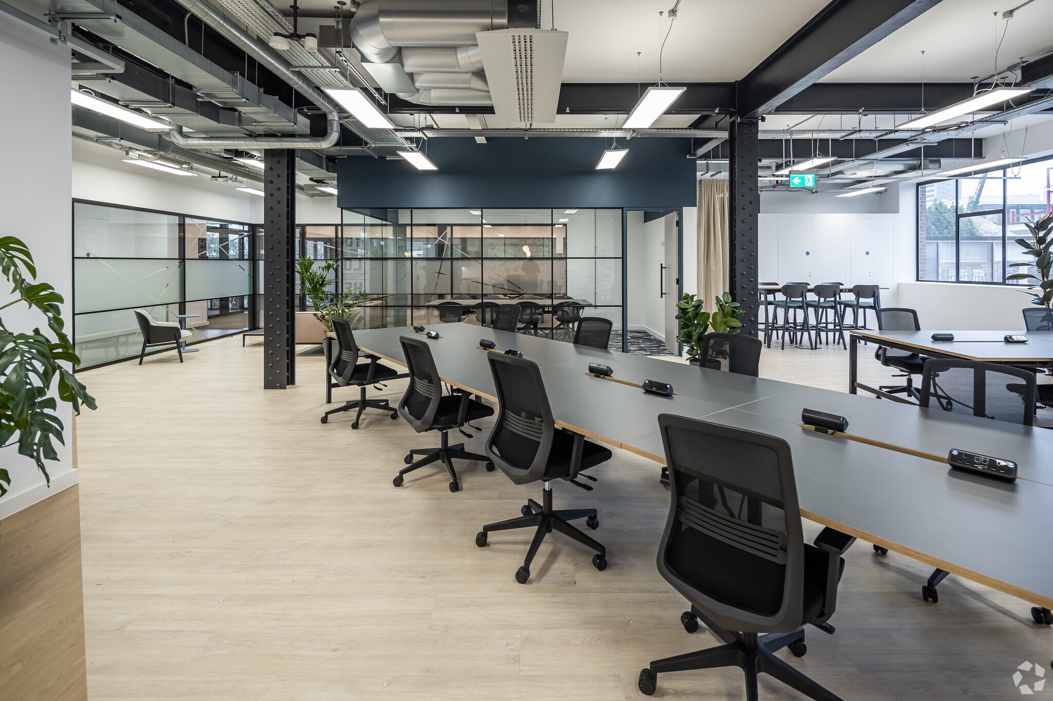 114 Power Rd, London to rent Interior Photo- Image 1 of 17