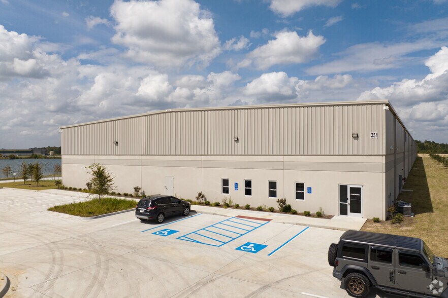 251 Morgan Lakes Industrial Blvd, Pooler, GA for rent - Building Photo - Image 3 of 38