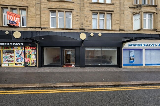 More details for 68-70 Cavendish St, Keighley - Retail to Rent