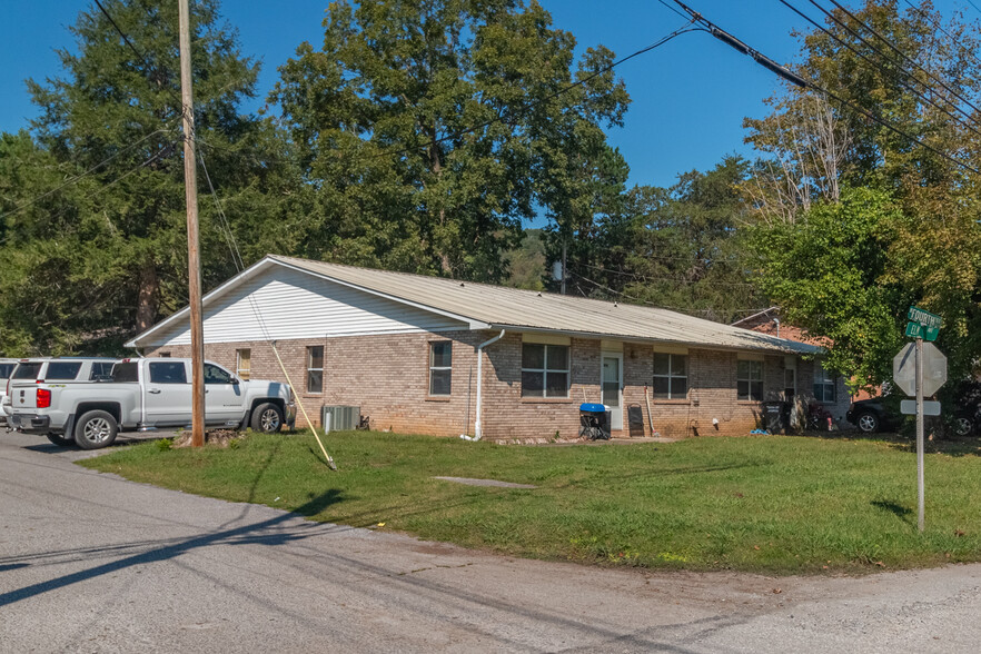 401 Elm Ave, Jasper, TN for sale - Primary Photo - Image 1 of 1