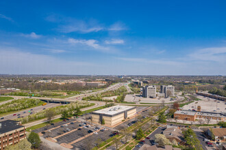 14377 Woodlake Dr, Chesterfield, MO - aerial  map view