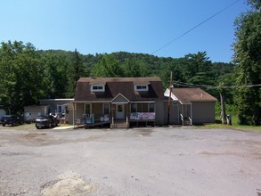 388 Covered Bridge Rd, Hillsgrove, PA for sale Building Photo- Image 1 of 1