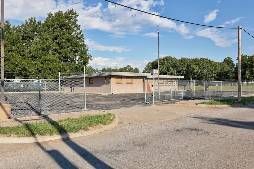 1404 NW 1st St, Oklahoma City, OK for sale - Building Photo - Image 1 of 43