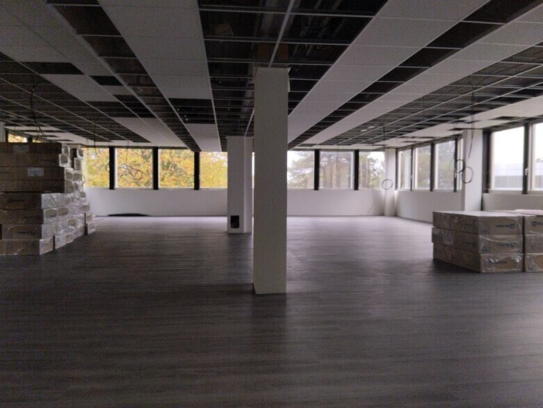 Office in Labège to rent - Interior Photo - Image 2 of 9