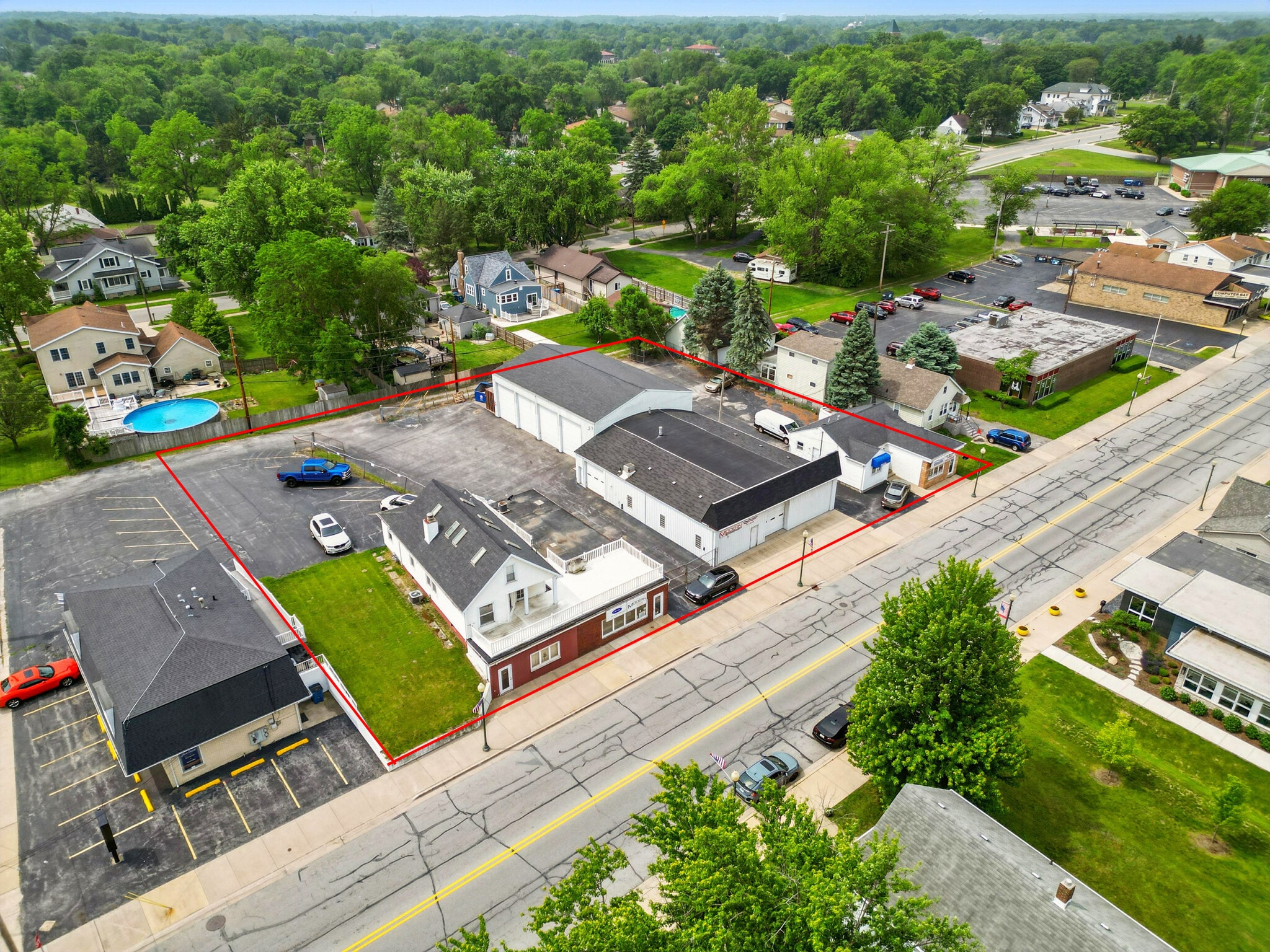 137 E Joliet St, Schererville, IN for sale Primary Photo- Image 1 of 42