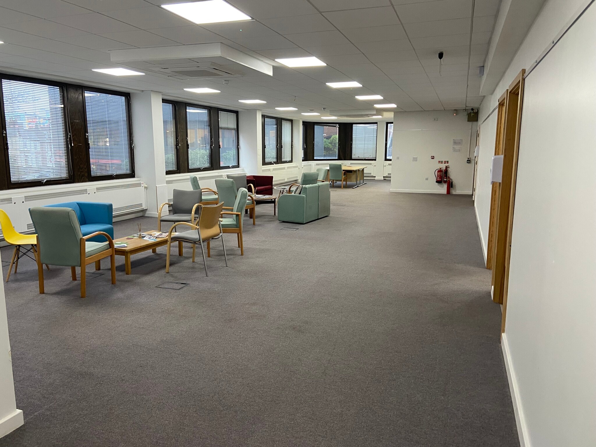 40 Cumberland Rd, London to rent Interior Photo- Image 1 of 6