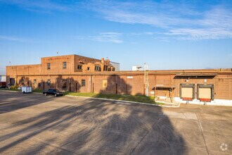 1301 E 8th St, North Little Rock, AR for rent Building Photo- Image 1 of 6