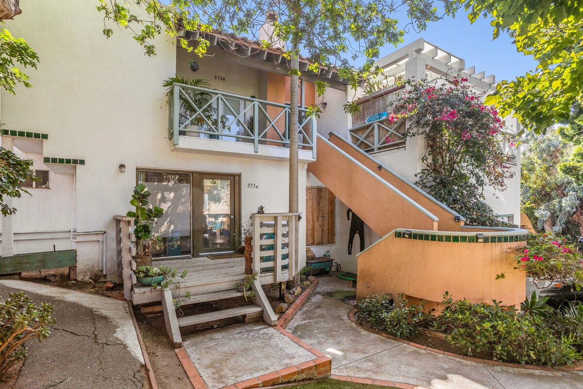 273 Hillcrest Dr, Encinitas, CA for sale Primary Photo- Image 1 of 1
