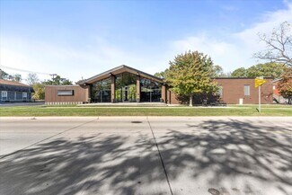 More details for 7560 Macomb St, Grosse Ile, MI - Retail for Sale