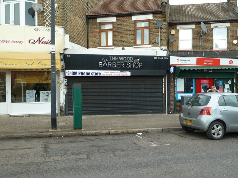 92 Snakes Ln E, Woodford Green for sale - Building Photo - Image 1 of 1