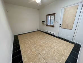 13279 Palm Dr, Desert Hot Springs, CA for rent Interior Photo- Image 2 of 8