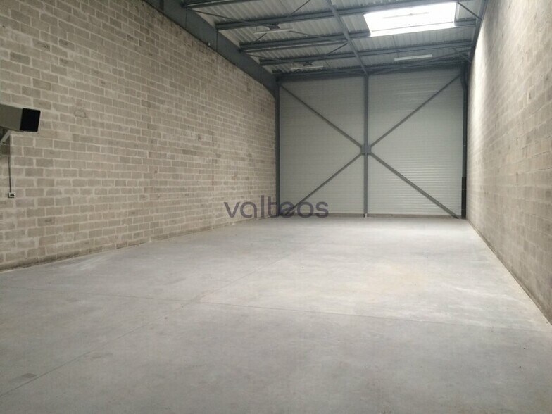 Light Industrial in Toulouse for sale - Building Photo - Image 2 of 6