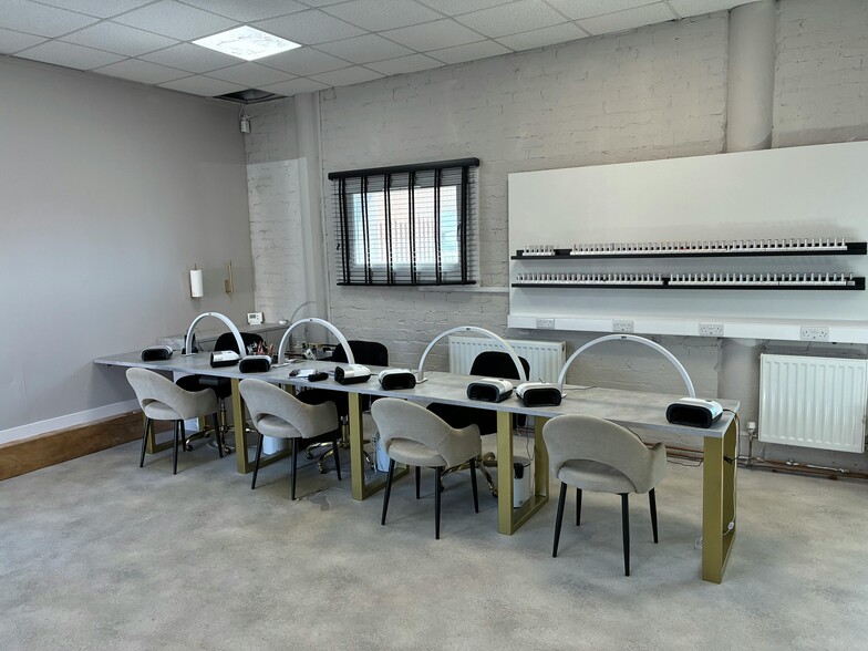 18 Payne St, Glasgow to rent - Building Photo - Image 3 of 6