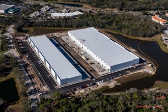 3025 Lakewood Ranch Blvd, Bradenton, FL to rent Building Photo- Image 1 of 5