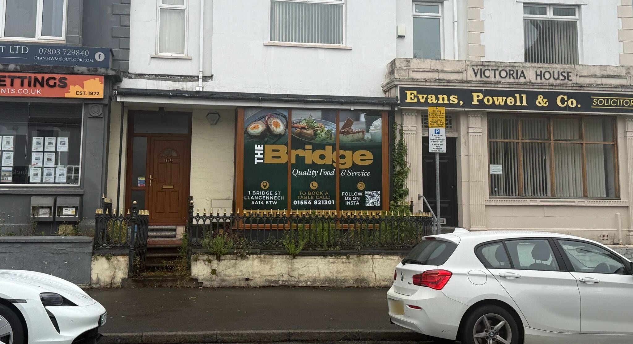 15 Murray St, Llanelli to rent Building Photo- Image 1 of 4