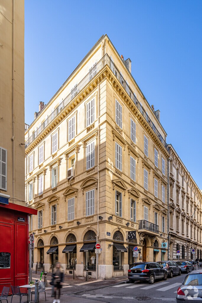 Location Bureaux 150 m² - Photo 1