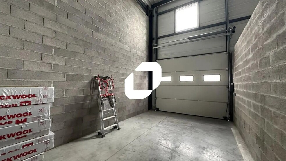 3 Rue Sophie Germain, Hoerdt to rent - Interior Photo - Image 2 of 8