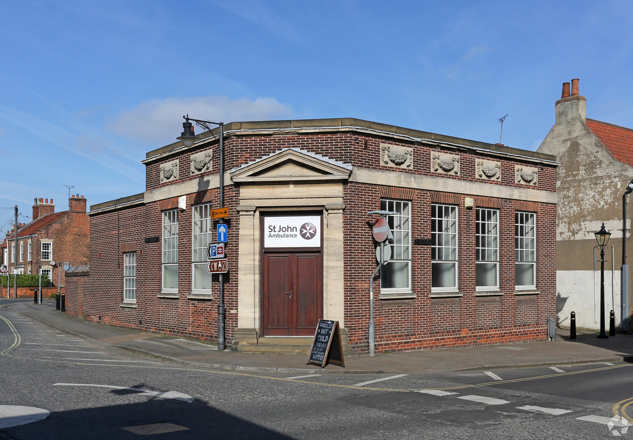 27 Fleetgate, Barton Upon Humber for sale Primary Photo- Image 1 of 1