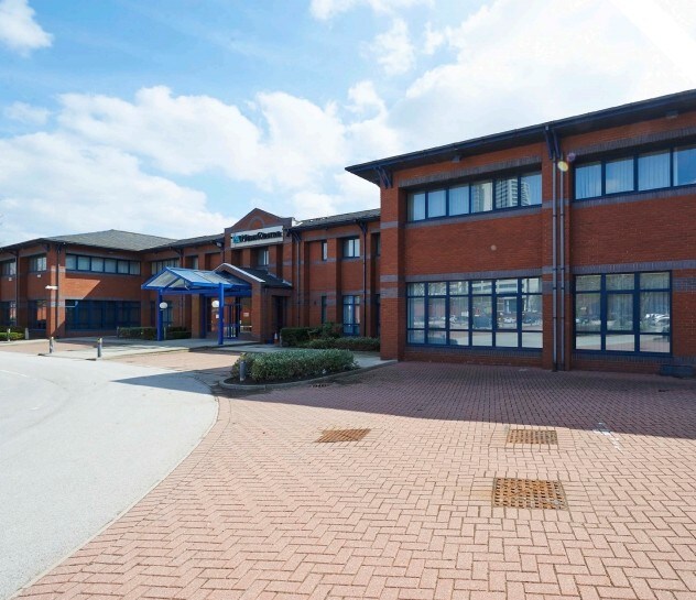 New Ln, Leeds to rent Primary Photo- Image 1 of 2