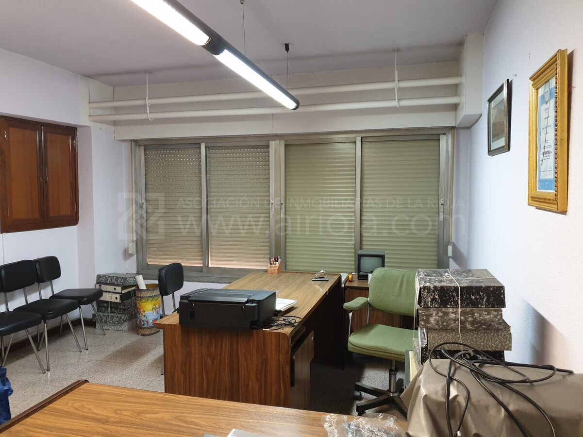 Logroño, LAR 26002 - Unit 1 -  - Interior Photo - Image 1 of 7