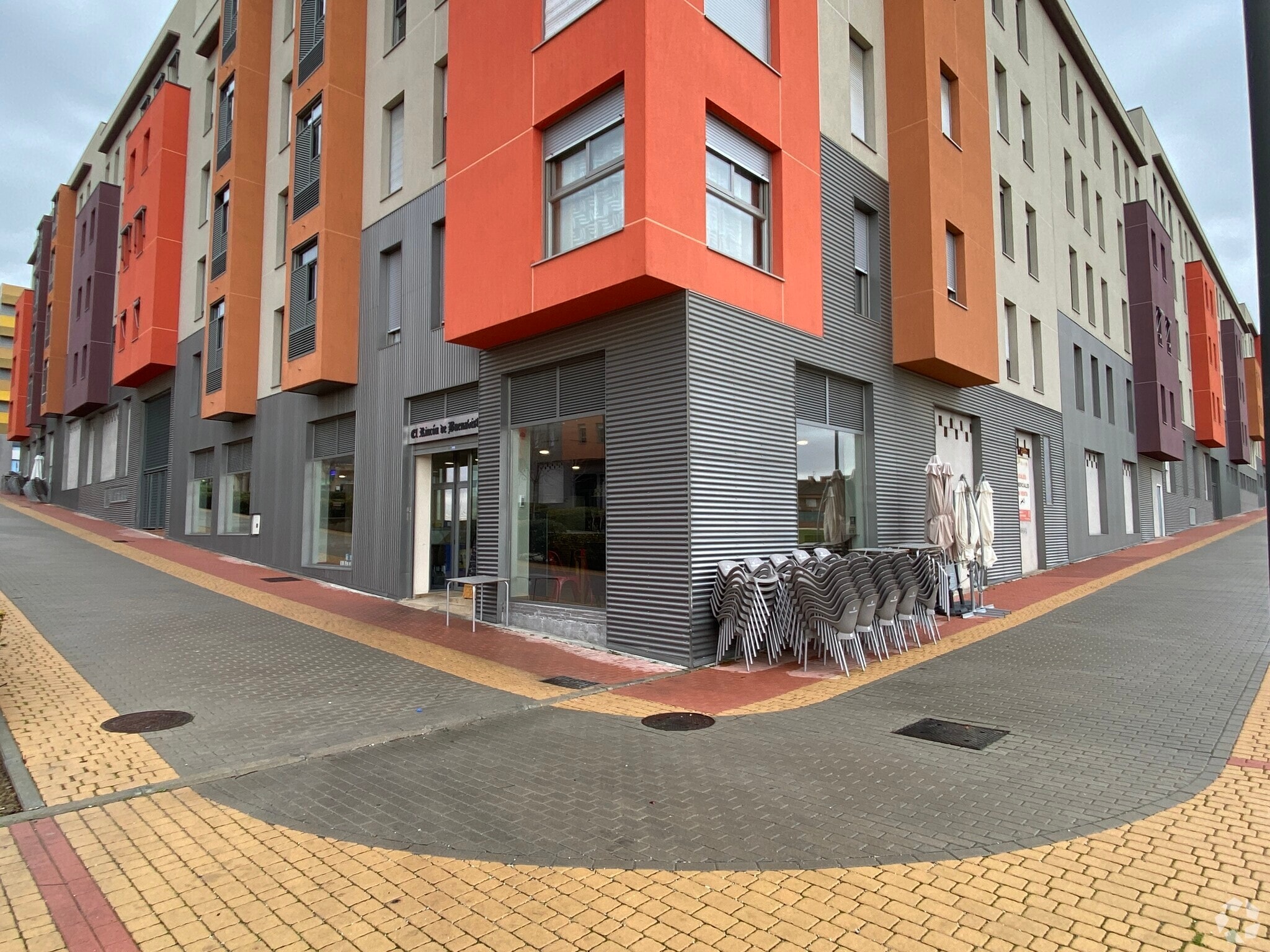 Retail in Getafe, Madrid to rent Interior Photo- Image 1 of 2