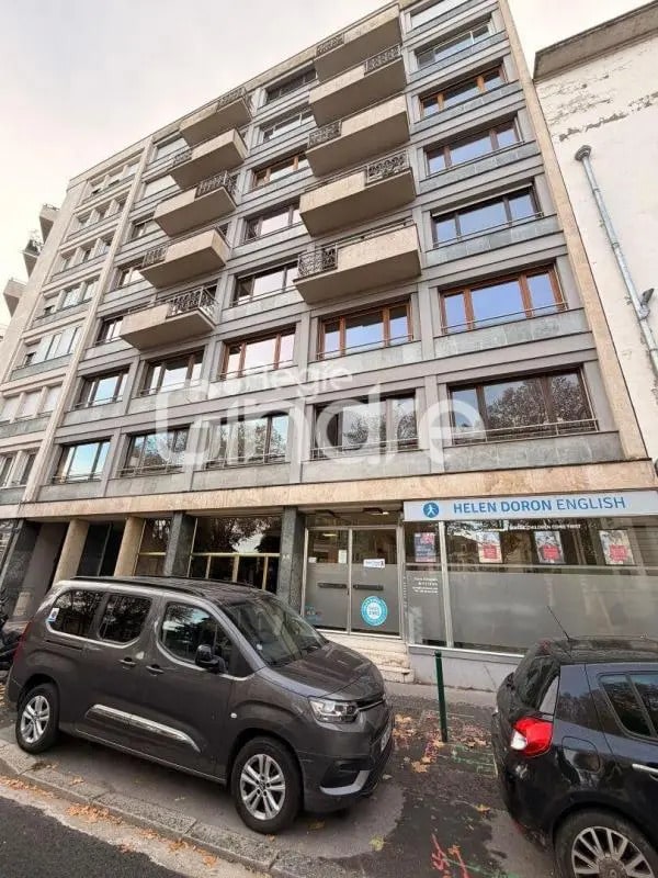 Light Industrial in Lyon for sale Building Photo- Image 1 of 8