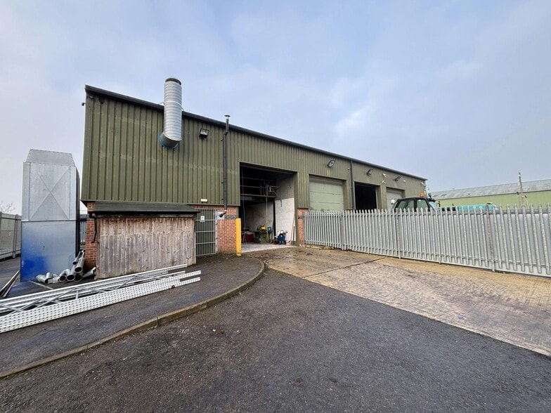 Ware Rd, Stanford In The Vale to rent - Building Photo - Image 3 of 7