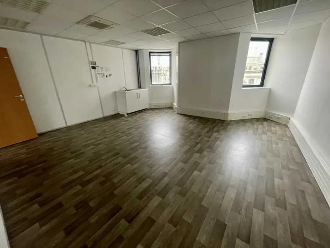 76 Boulevard De La République, Boulogne-Billancourt to rent Interior Photo- Image 1 of 7