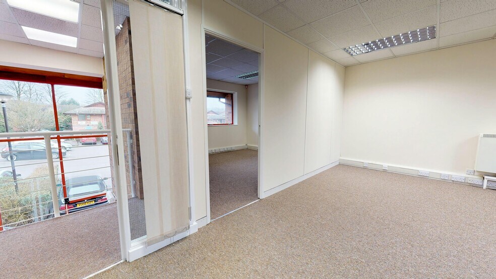 Torwood Clos, Coventry to rent - Building Photo - Image 3 of 12