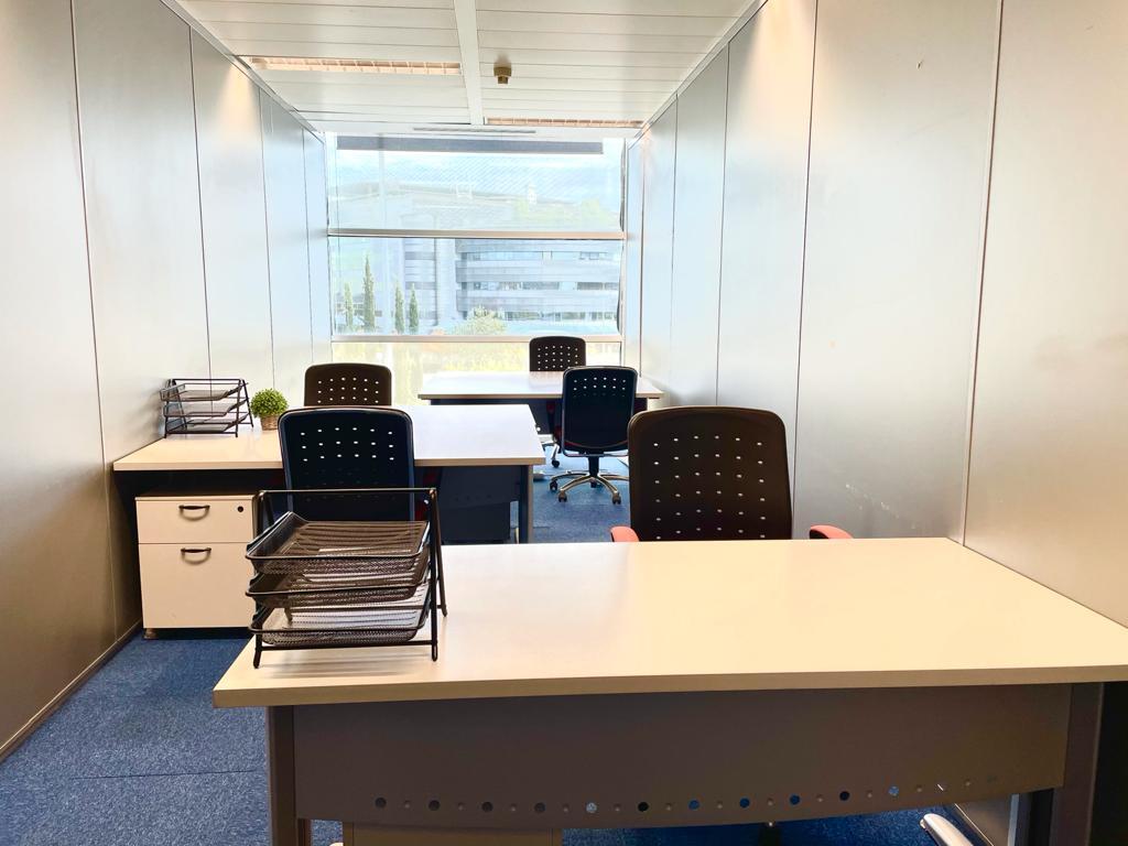 Calle de Anabel Segura, 10, Alcobendas, Madrid to rent Interior Photo- Image 1 of 3