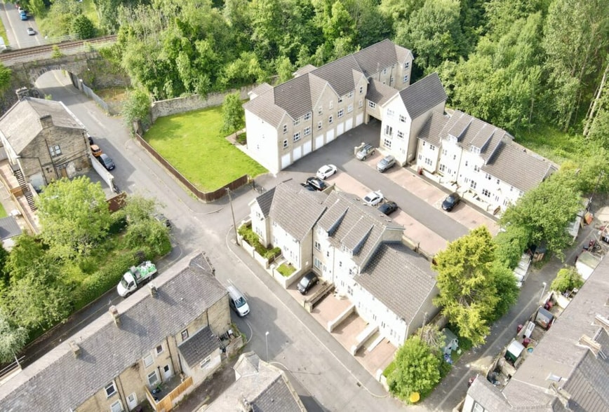 14 Clifton St, Burnley for sale - Building Photo - Image 3 of 6