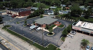 More details for 2030 E Grand Ave, Lindenhurst, IL - Retail for Rent