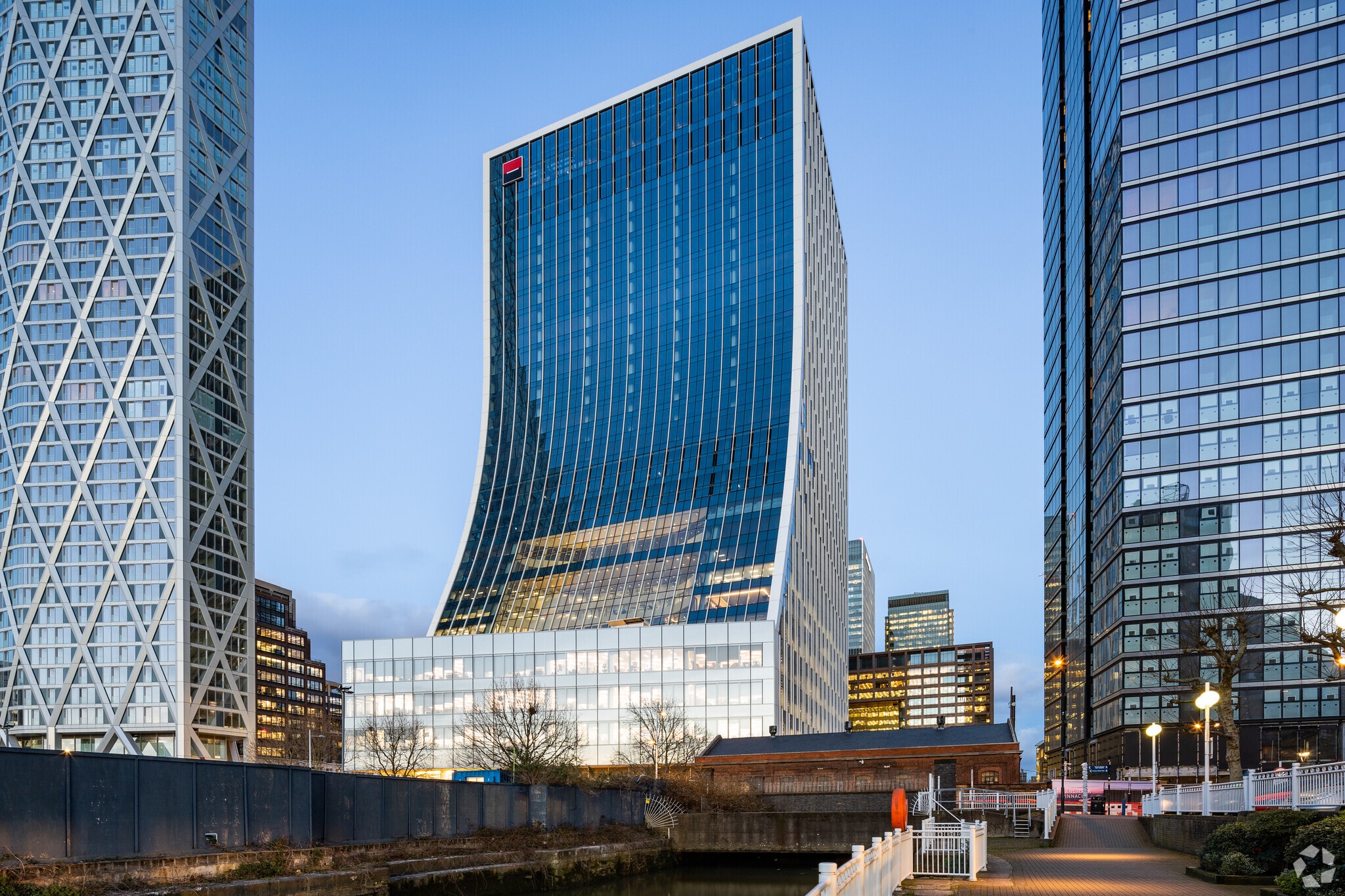 1-5 Bank St, London for sale Building Photo- Image 1 of 1